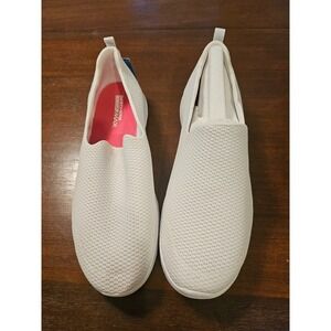 Skechers Go Walk Joy White Slip Ons Machine Washable Women's Size 13